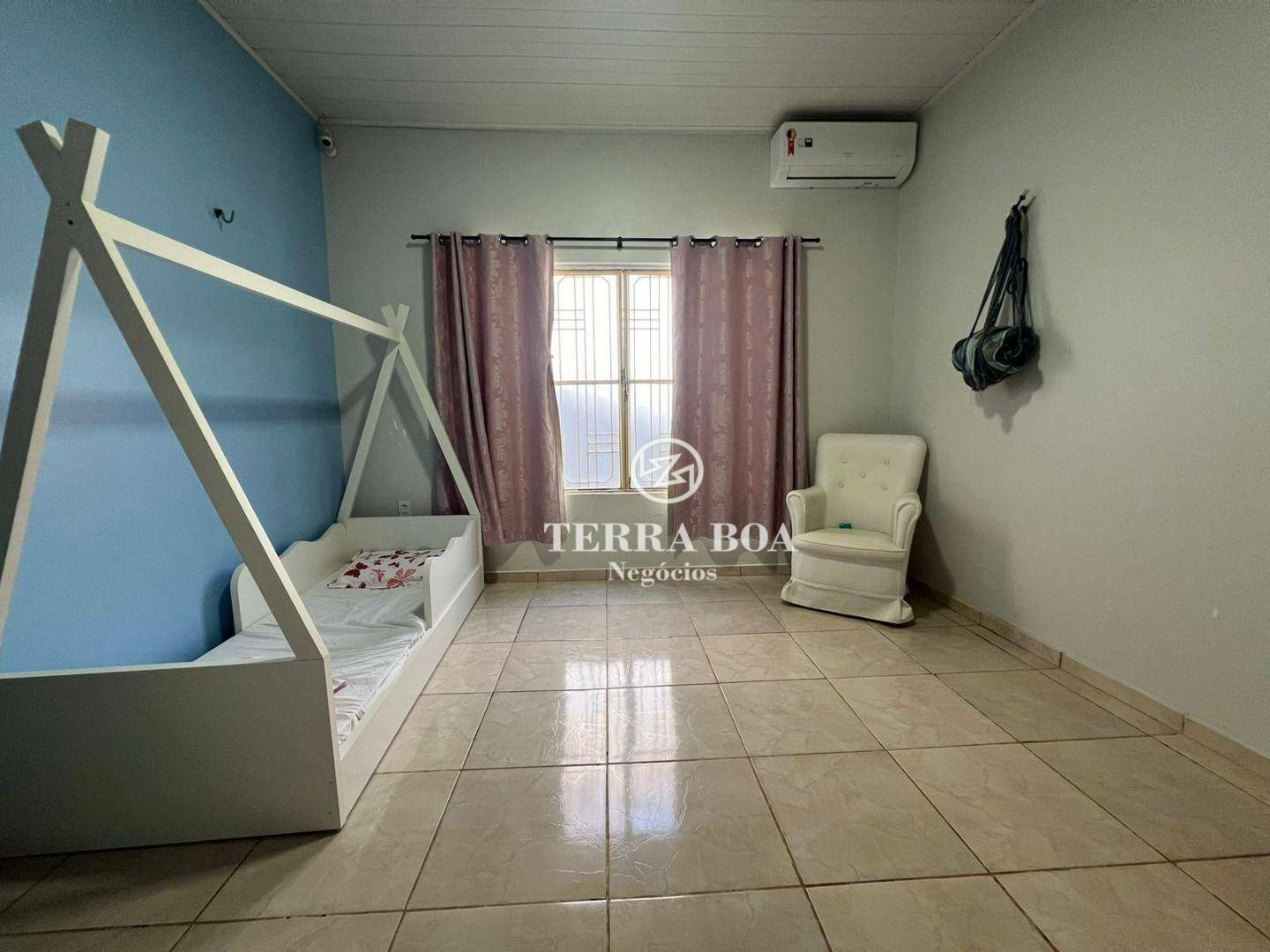 Casa à venda com 3 quartos, 180m² - Foto 7