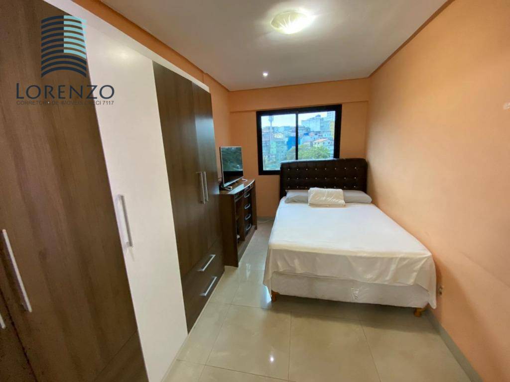 Apartamento à venda com 2 quartos, 70m² - Foto 11