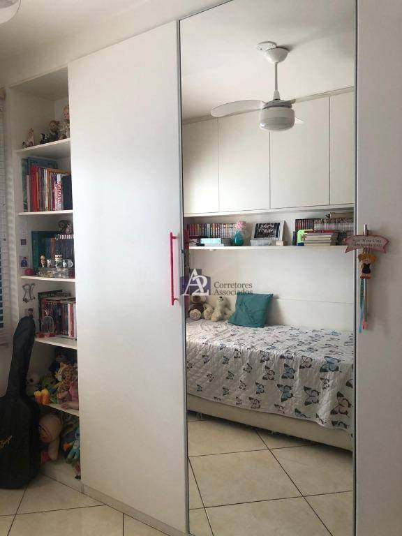 Apartamento à venda com 2 quartos, 67m² - Foto 10