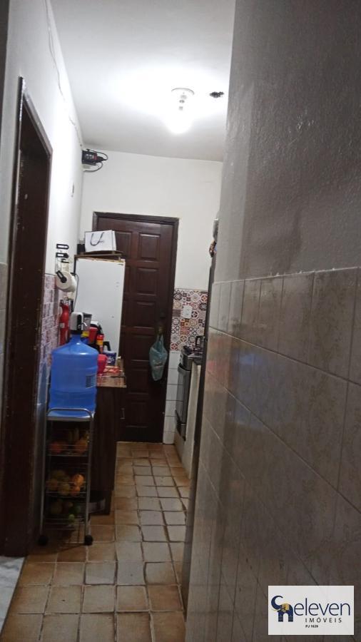 Apartamento à venda com 2 quartos, 65m² - Foto 9