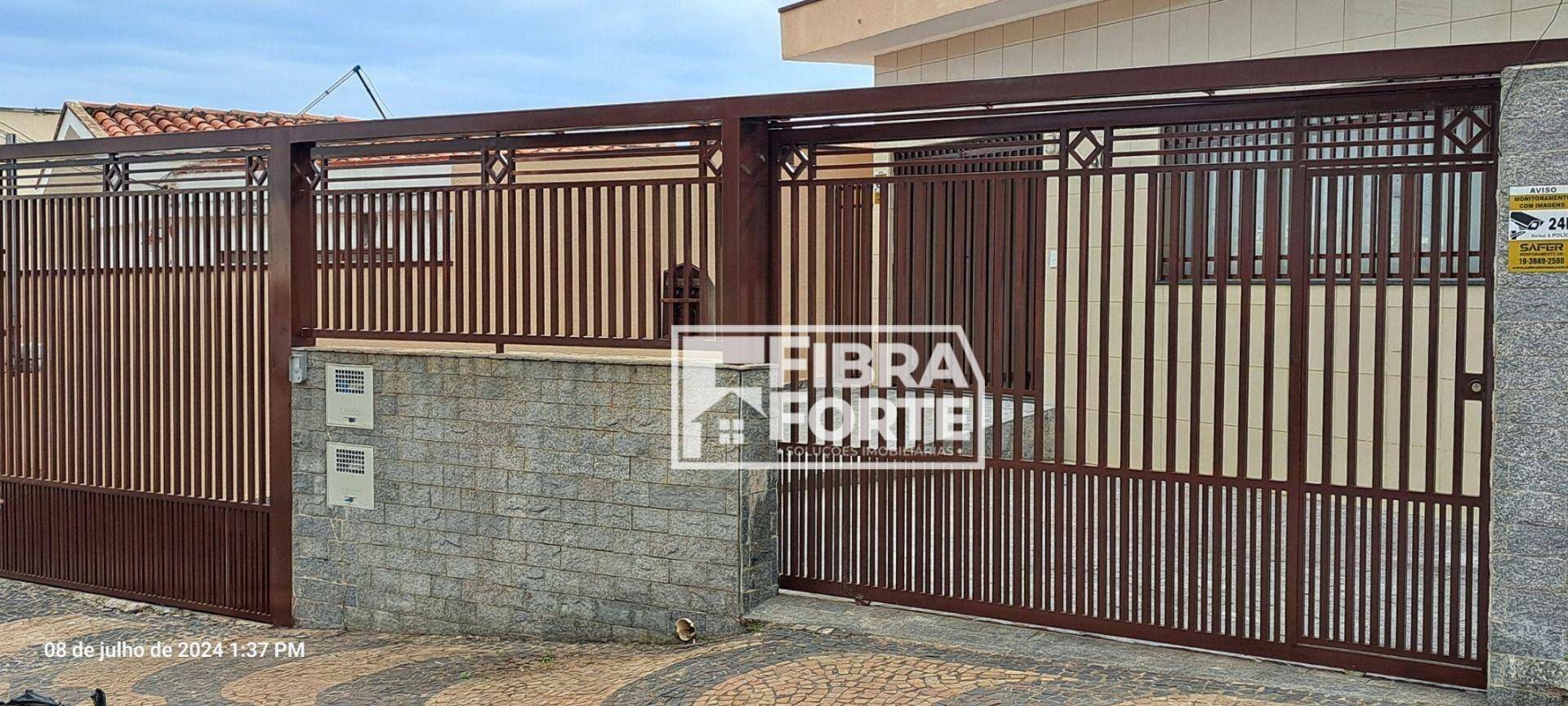 Casa à venda com 3 quartos, 220m² - Foto 1