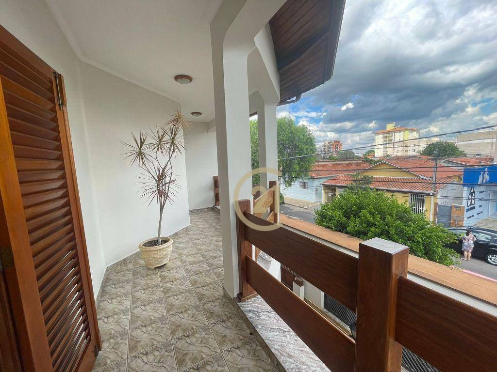 Casa à venda com 4 quartos, 315m² - Foto 8