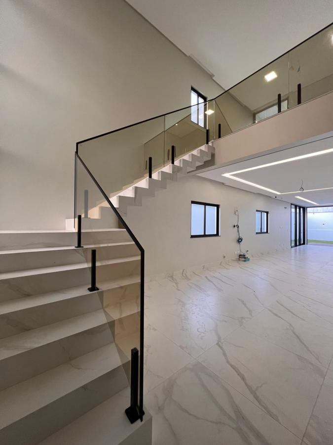 Casa de Condomínio à venda com 4 quartos, 280m² - Foto 14