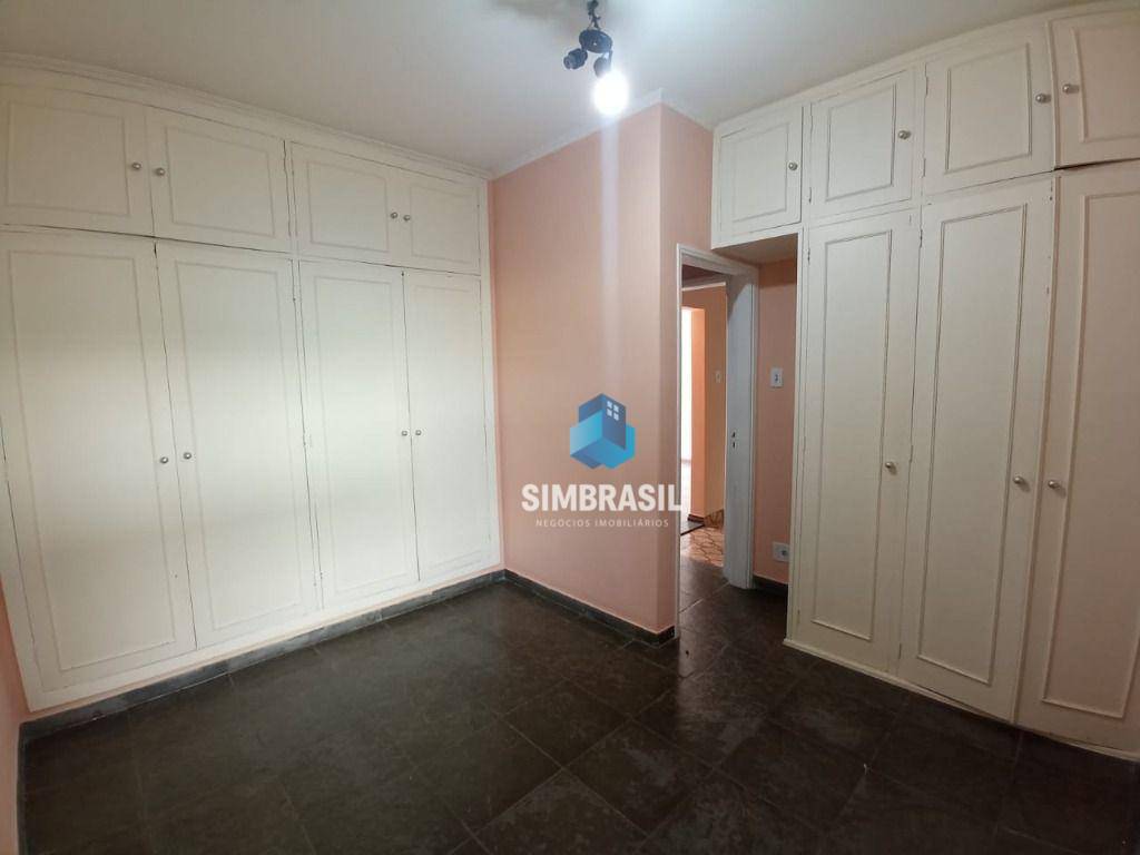 Casa à venda com 4 quartos, 220m² - Foto 14