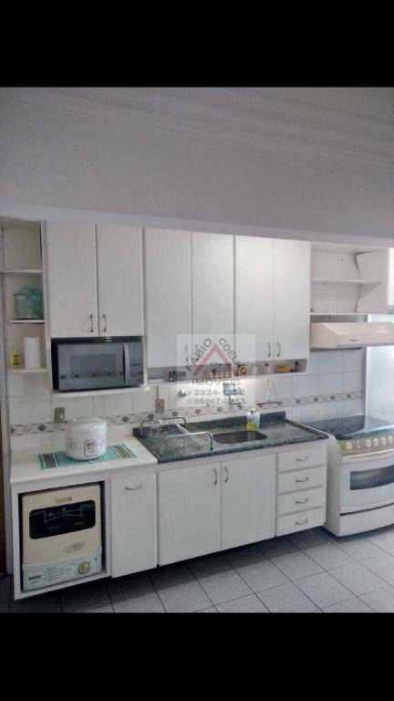 Apartamento à venda com 4 quartos, 150m² - Foto 2