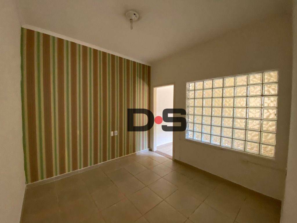 Casa à venda com 4 quartos, 212m² - Foto 16