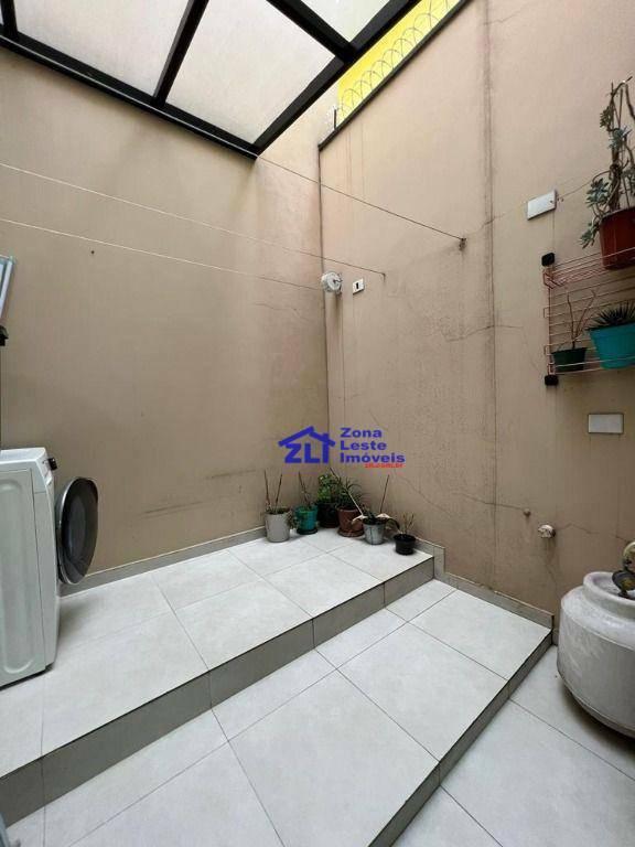 Sobrado à venda com 3 quartos, 106m² - Foto 4