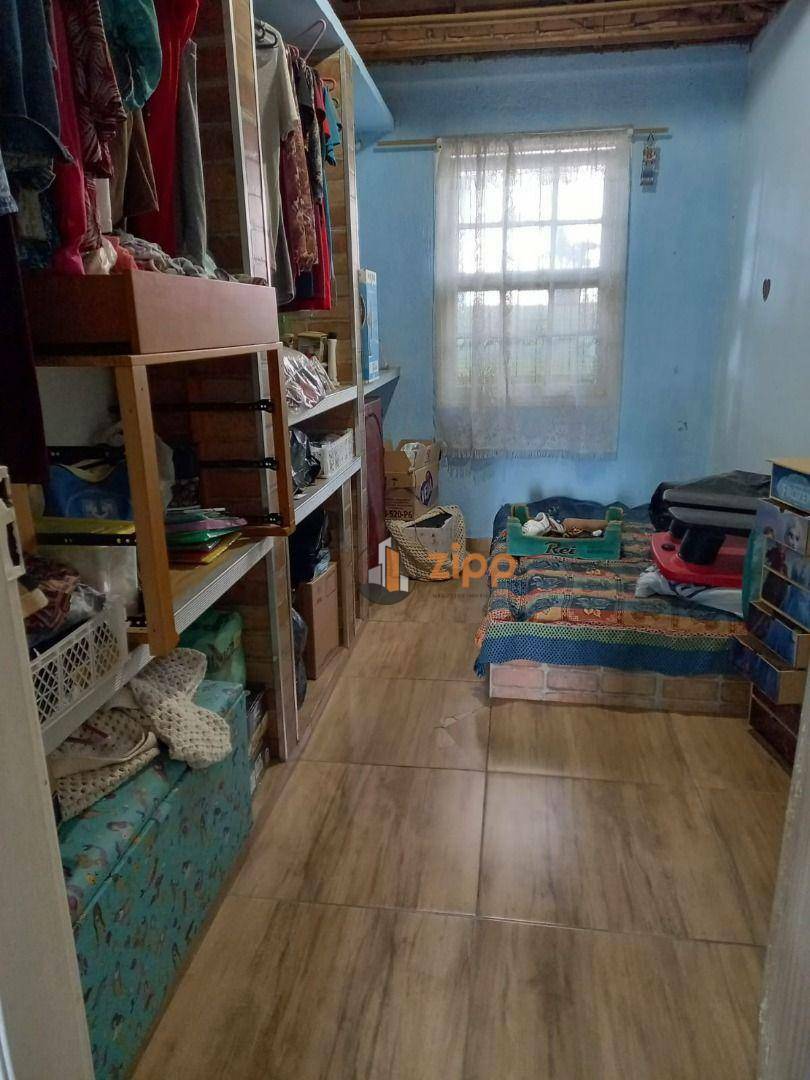 Sobrado à venda com 2 quartos, 150m² - Foto 5