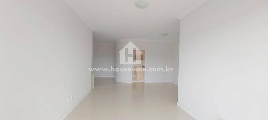 Apartamento à venda com 3 quartos, 106m² - Foto 3