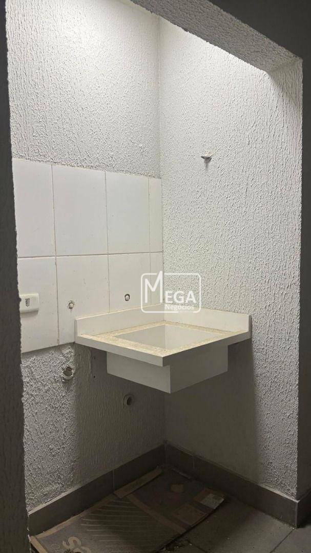 Casa de Condomínio para alugar com 2 quartos, 60m² - Foto 2