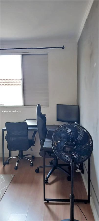 Apartamento à venda com 3 quartos, 92m² - Foto 7