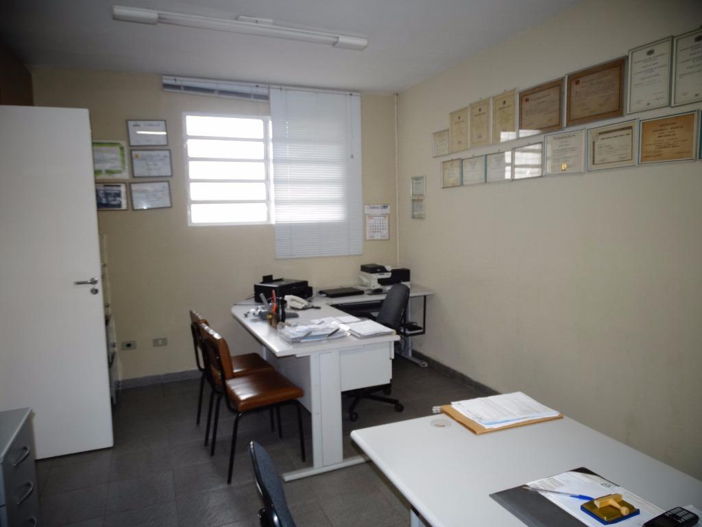 Sobrado à venda com 7 quartos, 500m² - Foto 3