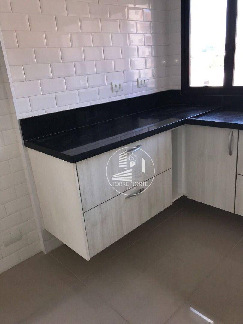 Apartamento à venda com 3 quartos, 114m² - Foto 29