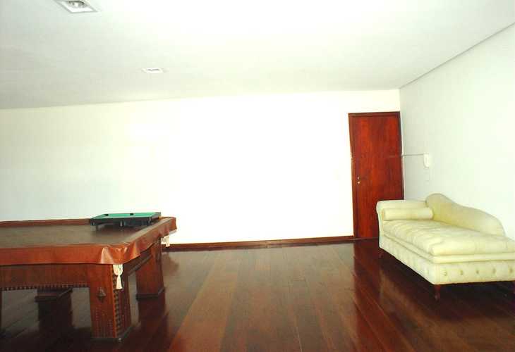 Apartamento à venda com 4 quartos, 237m² - Foto 12