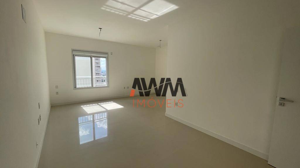 Apartamento à venda com 4 quartos, 264m² - Foto 17