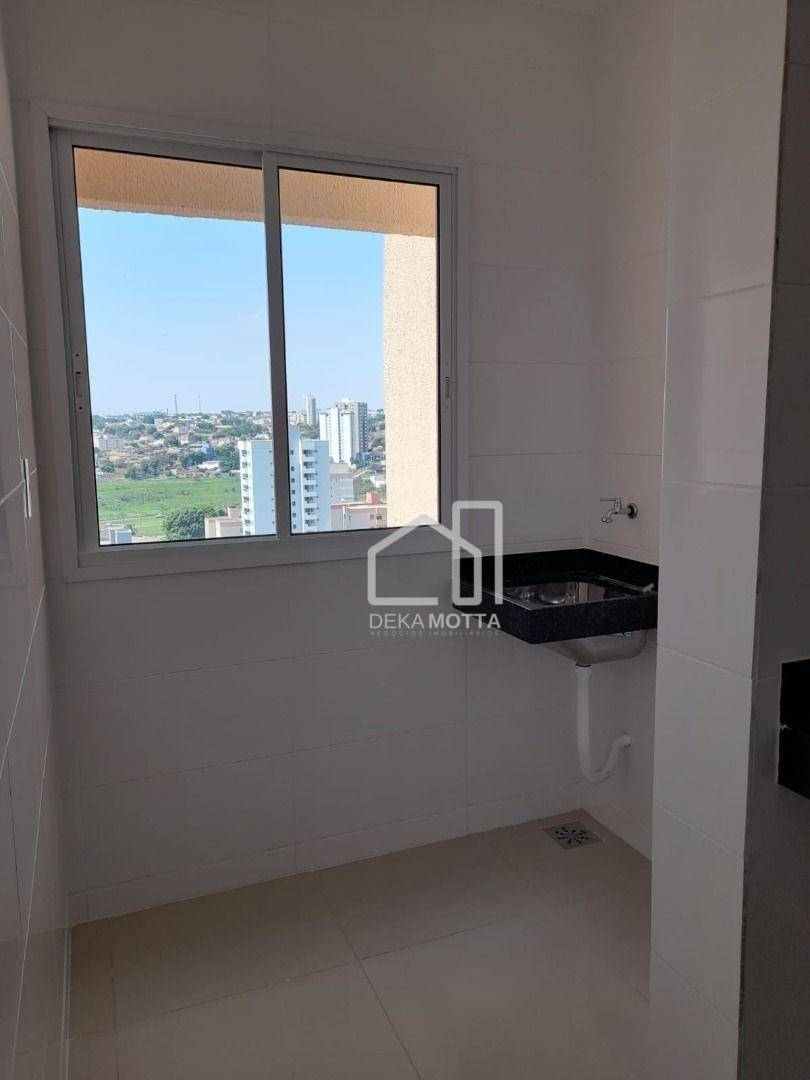 Apartamento à venda com 2 quartos, 67m² - Foto 17