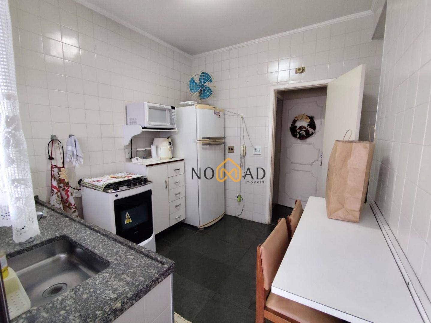 Apartamento à venda com 2 quartos, 80m² - Foto 18