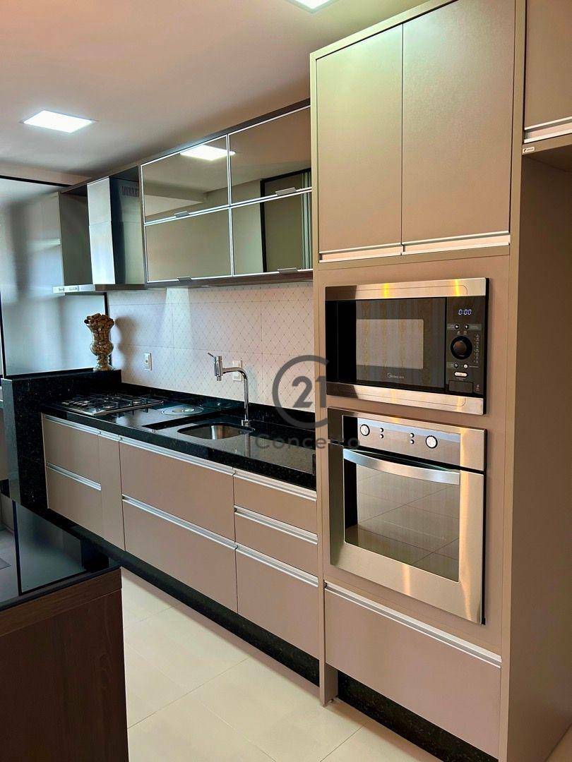 Apartamento à venda com 3 quartos, 96m² - Foto 13