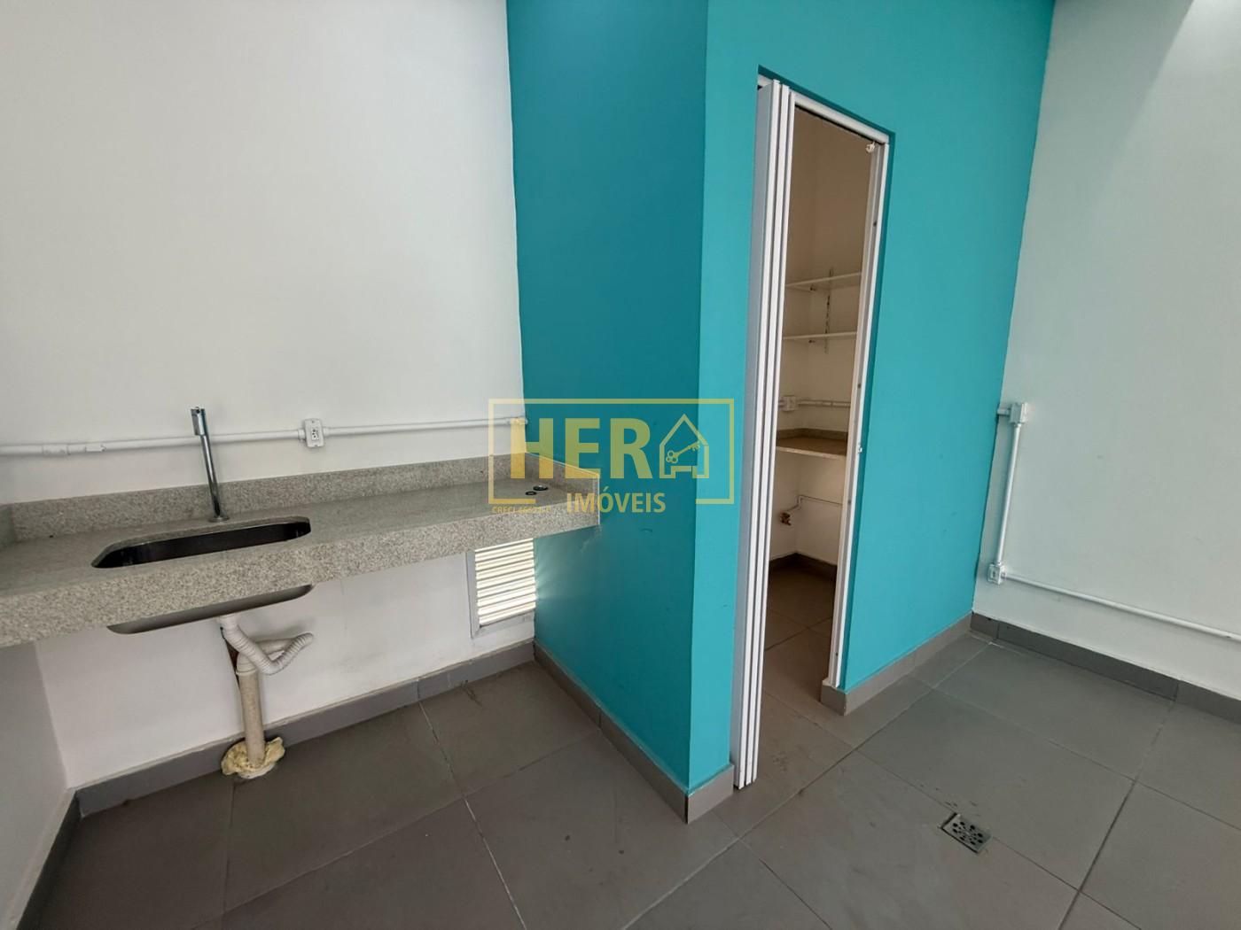Prédio Inteiro para alugar, 47m² - Foto 5