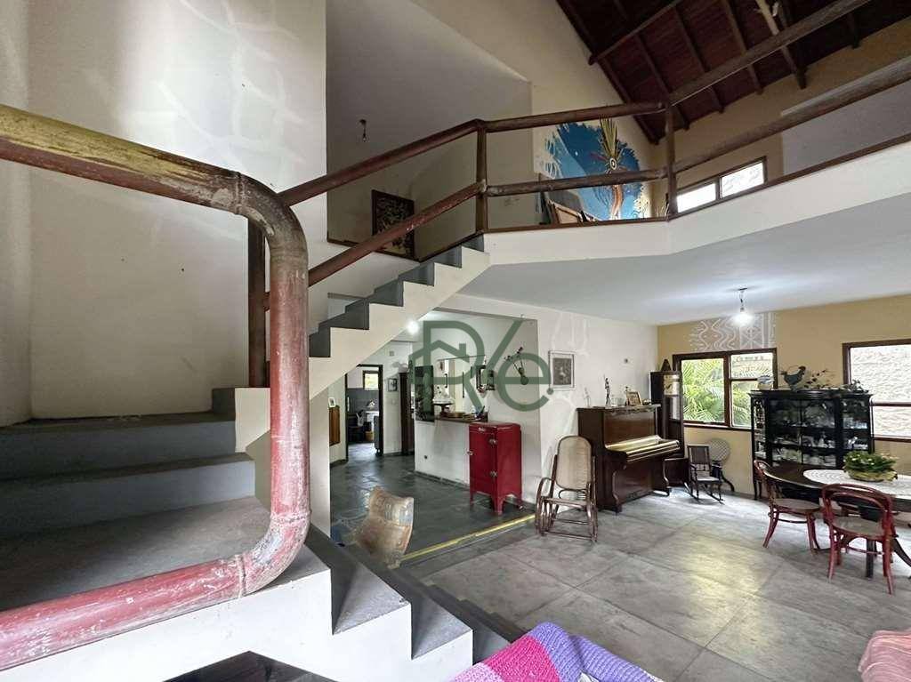 Casa de Condomínio à venda com 4 quartos, 303m² - Foto 11