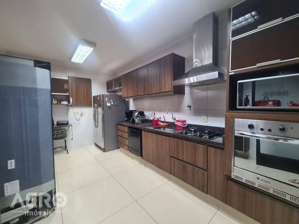 Apartamento à venda com 3 quartos, 140m² - Foto 20