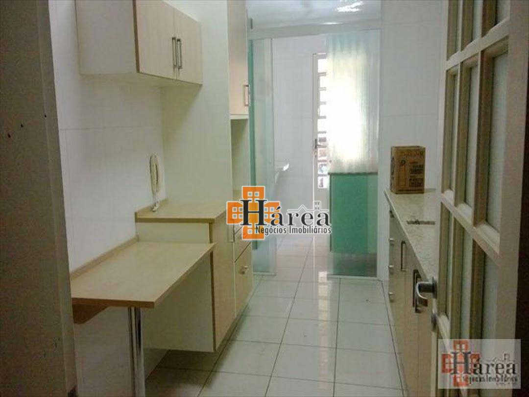 Apartamento para alugar com 3 quartos, 115m² - Foto 17