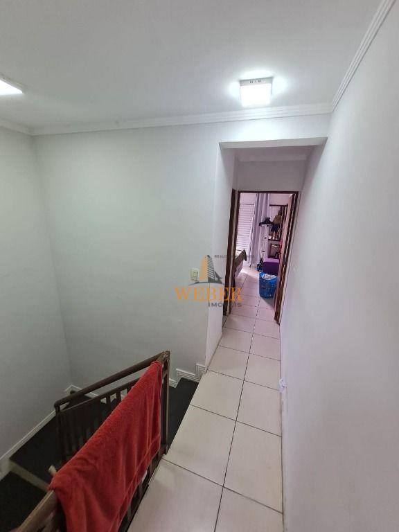 Casa à venda com 2 quartos, 84m² - Foto 12