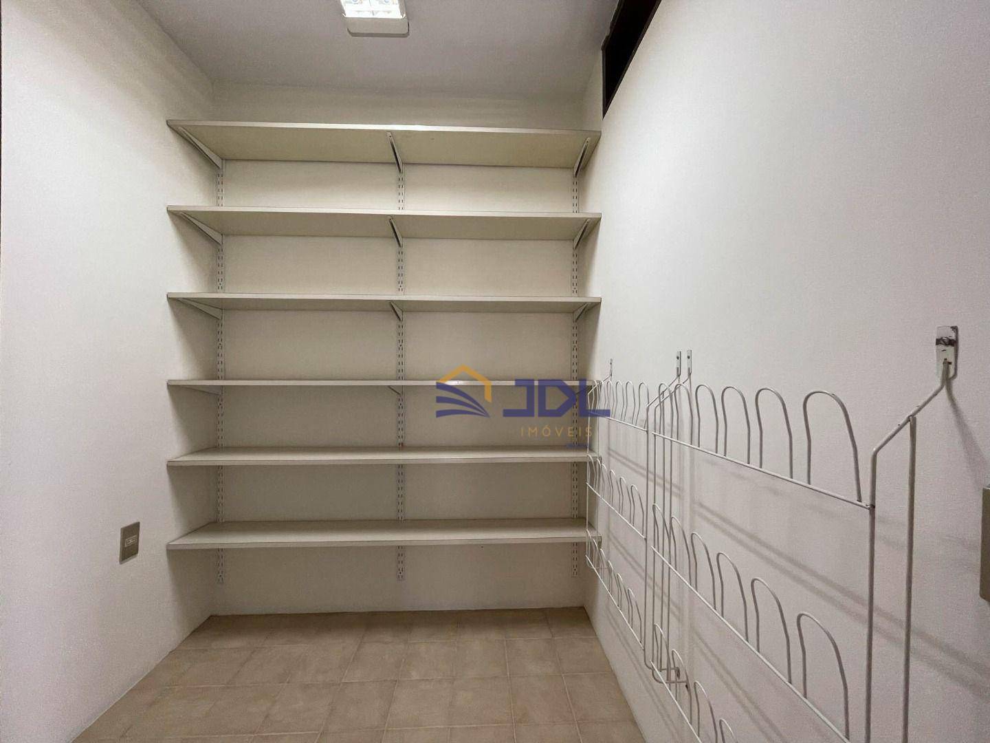 Apartamento à venda com 3 quartos, 350m² - Foto 15