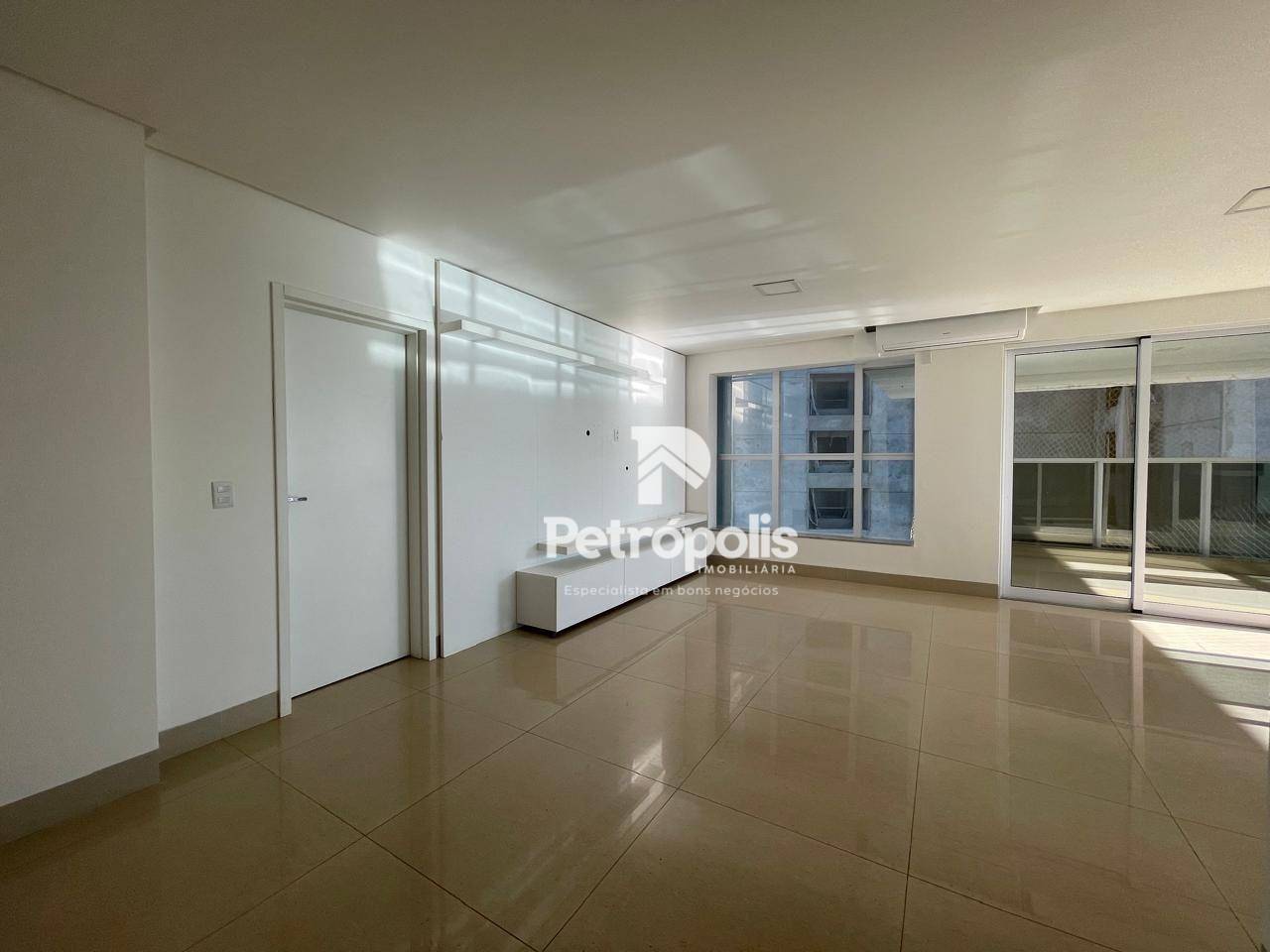 Apartamento, 4 quartos, 189 m² - Foto 4