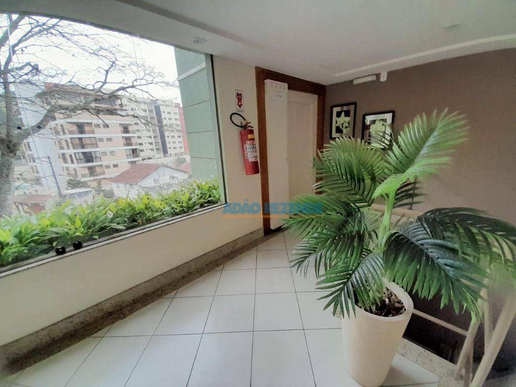 Apartamento à venda com 3 quartos, 154m² - Foto 32