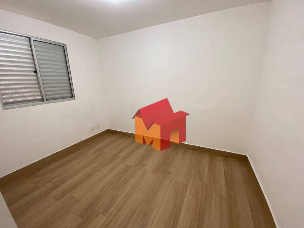 Apartamento à venda com 2 quartos, 60m² - Foto 5