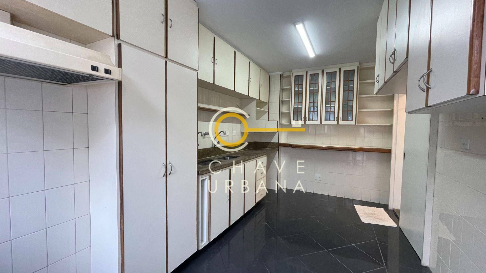 Casa à venda e aluguel com 3 quartos, 190m² - Foto 9