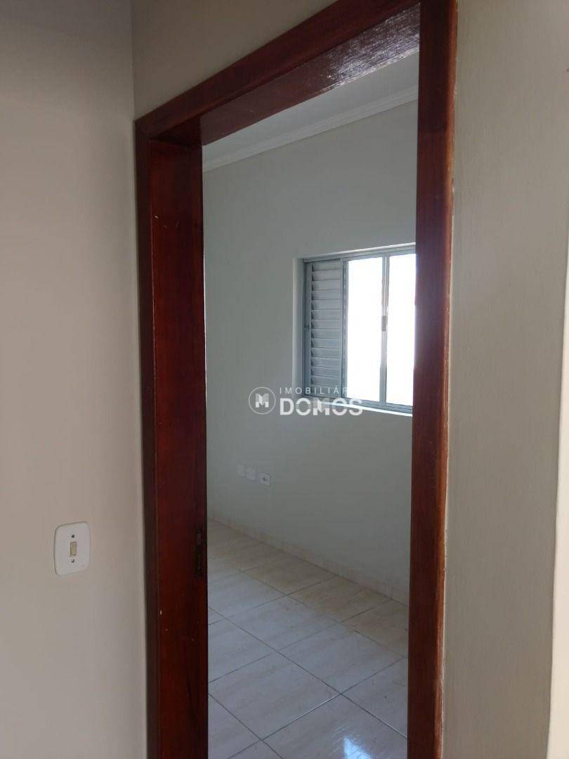 Casa à venda com 2 quartos, 68m² - Foto 20