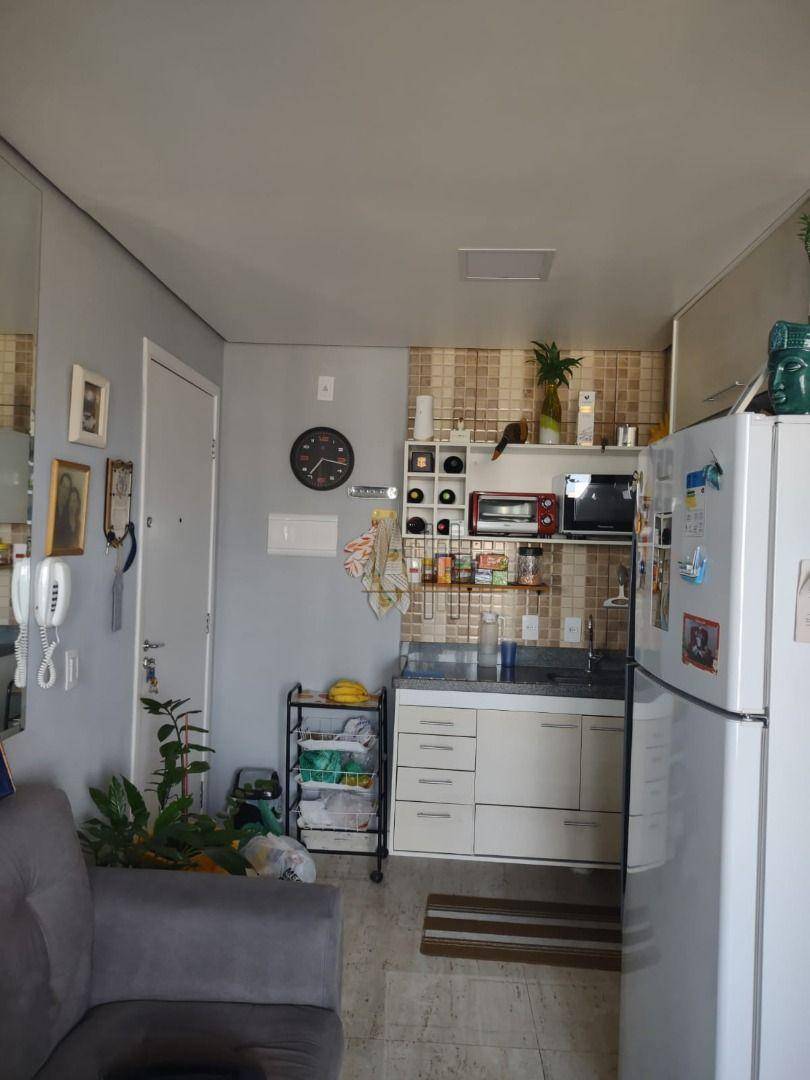 Apartamento à venda com 1 quarto, 38m² - Foto 1