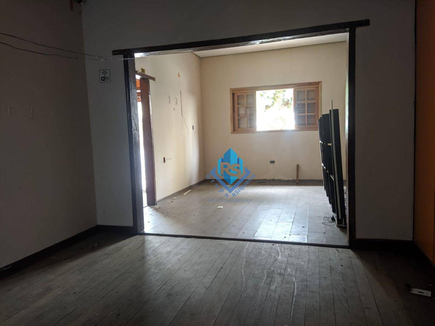 Casa à venda com 2 quartos, 226m² - Foto 13