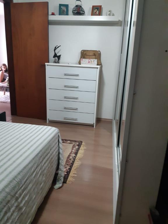 Apartamento à venda com 2 quartos, 60m² - Foto 4