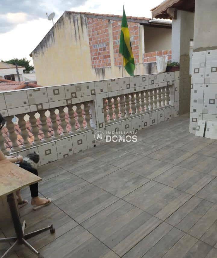 Casa à venda com 3 quartos, 250M2 - Foto 9