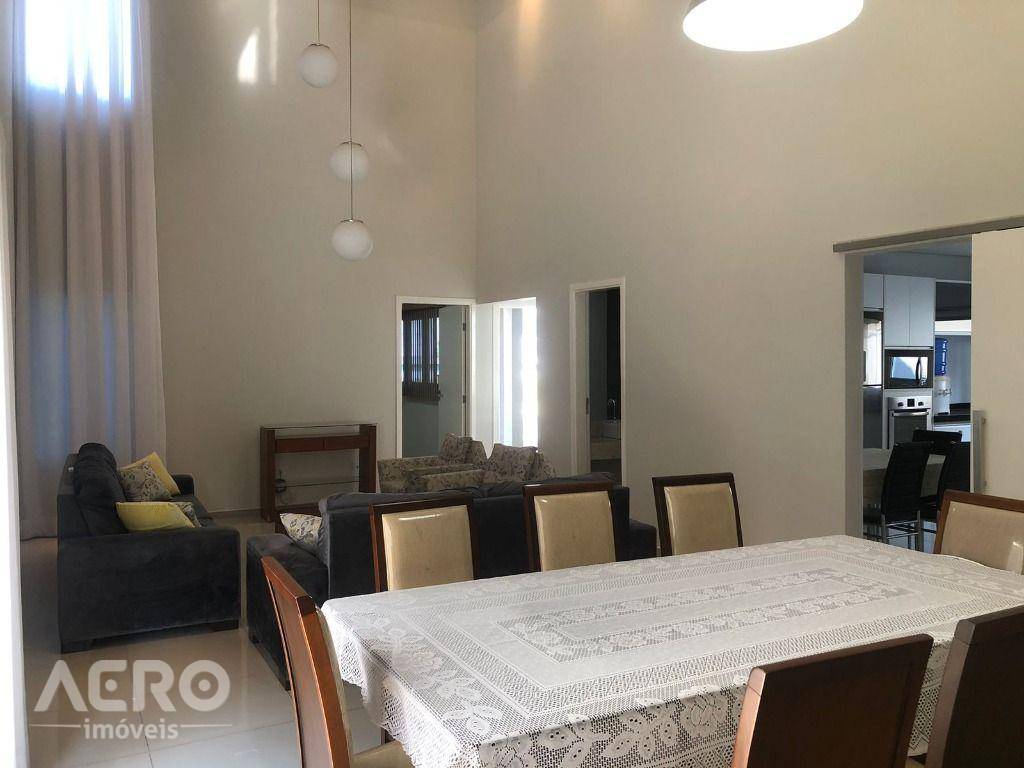 Casa de Condomínio à venda com 4 quartos, 291m² - Foto 4