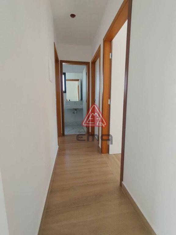 Sobrado à venda com 3 quartos, 110m² - Foto 2