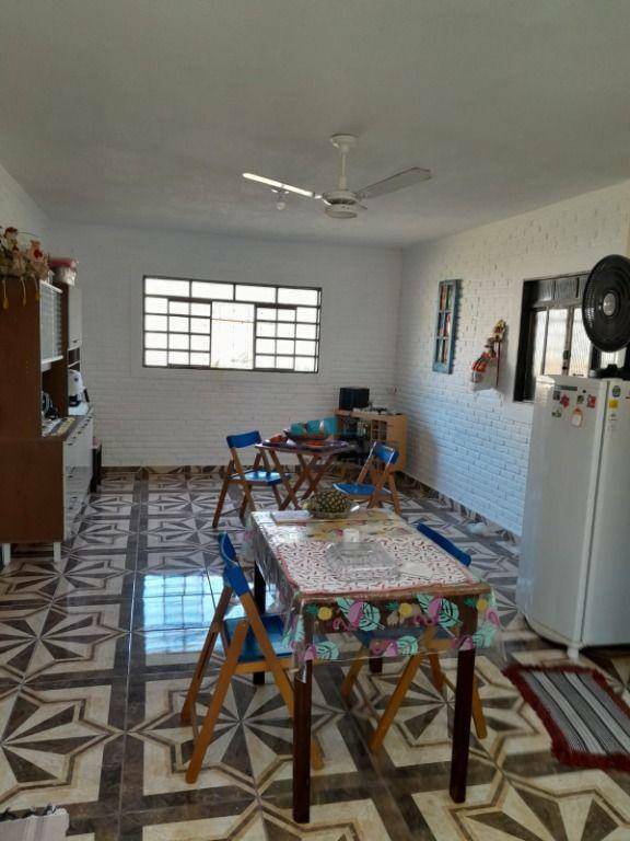 Chácara à venda com 3 quartos, 150m² - Foto 16