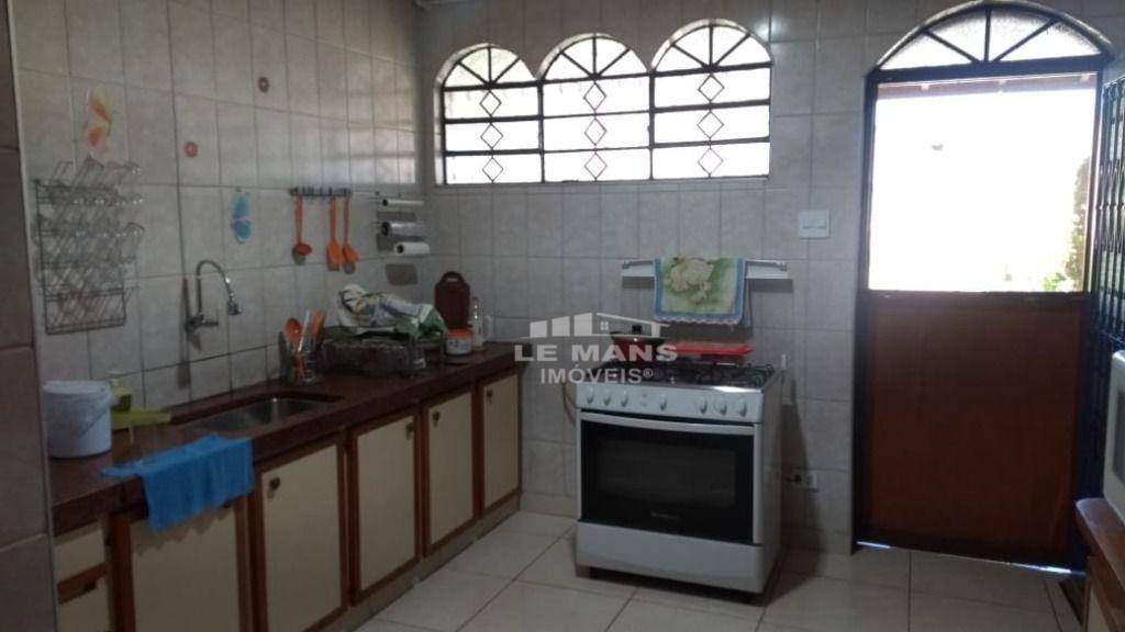 Chácara à venda com 5 quartos, 440m² - Foto 19