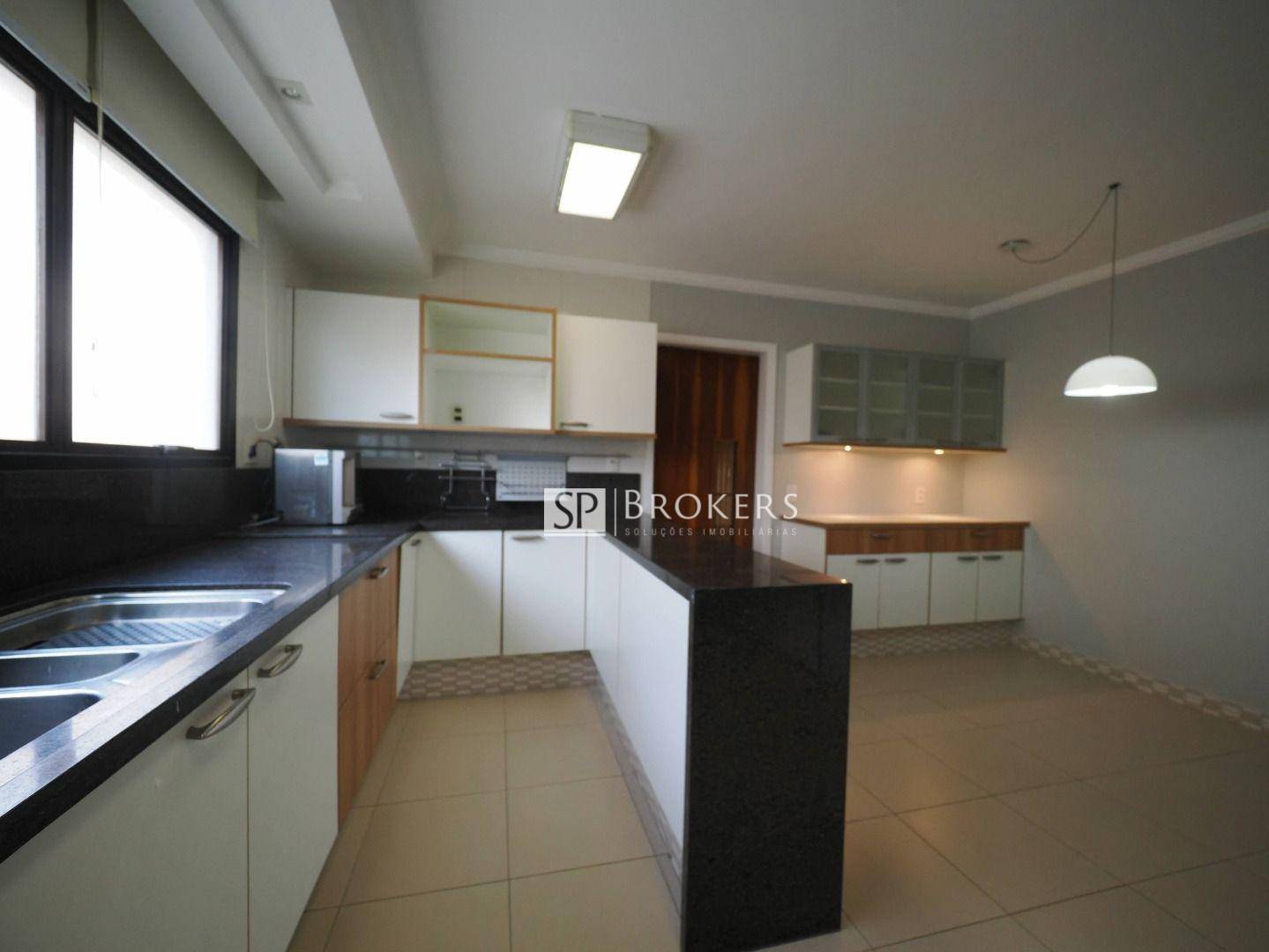 Apartamento à venda com 4 quartos, 226m² - Foto 19