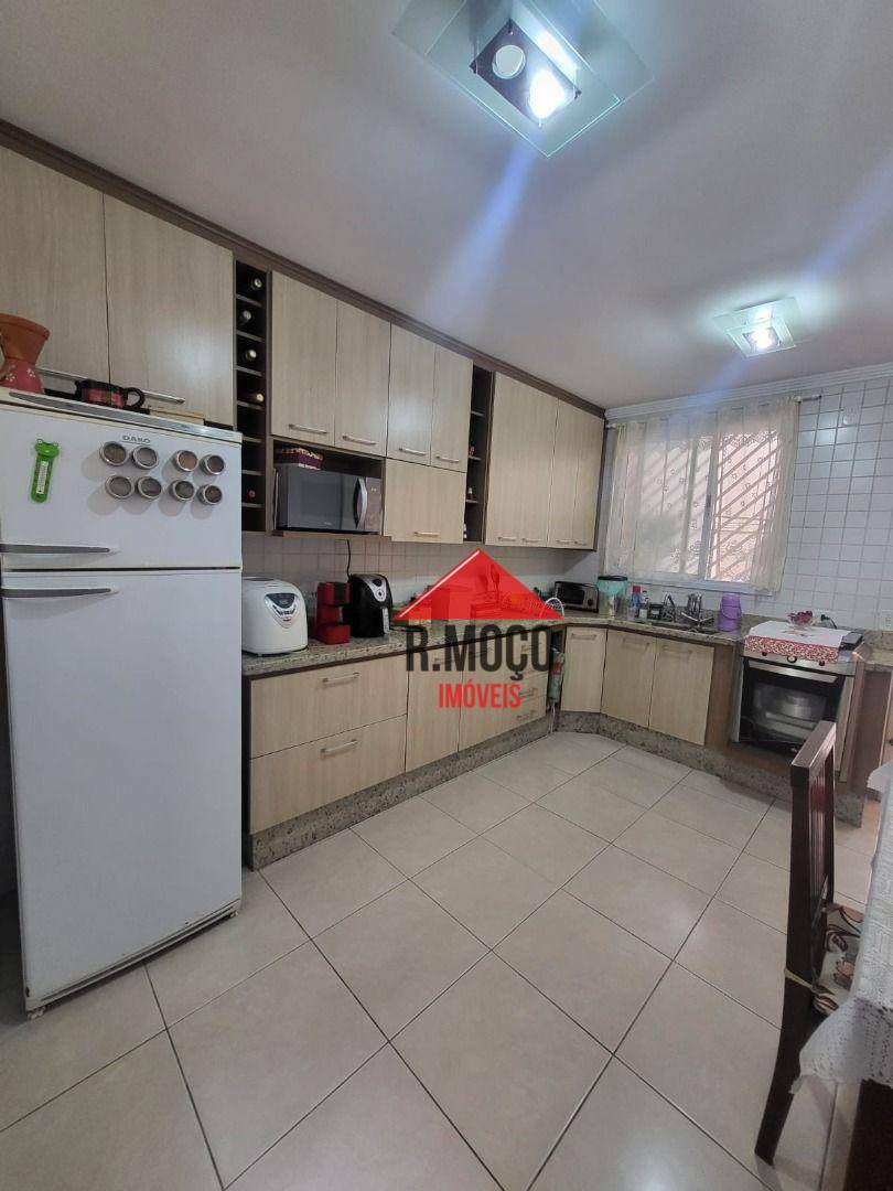 Sobrado à venda com 3 quartos, 101m² - Foto 13