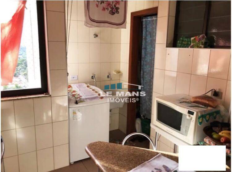 Apartamento à venda com 3 quartos, 82m² - Foto 3