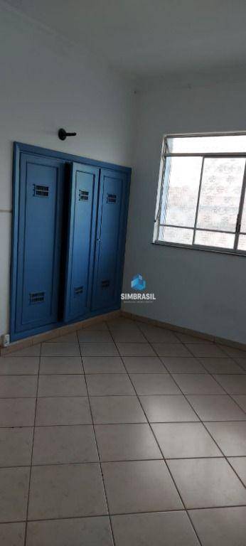 Casa à venda e aluguel com 3 quartos, 250m² - Foto 10