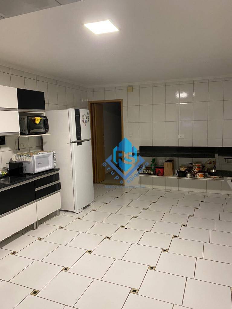 Sobrado à venda com 3 quartos, 188m² - Foto 3