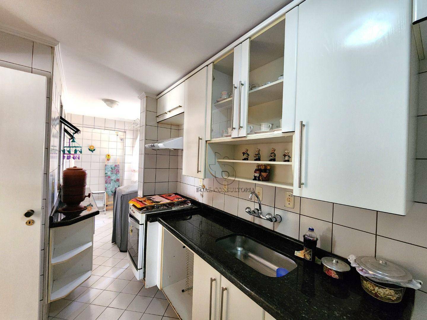 Apartamento à venda com 3 quartos, 96m² - Foto 7