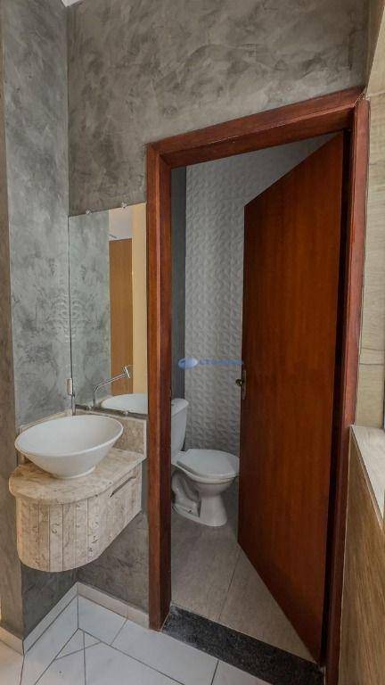 Casa para alugar com 3 quartos, 121m² - Foto 21