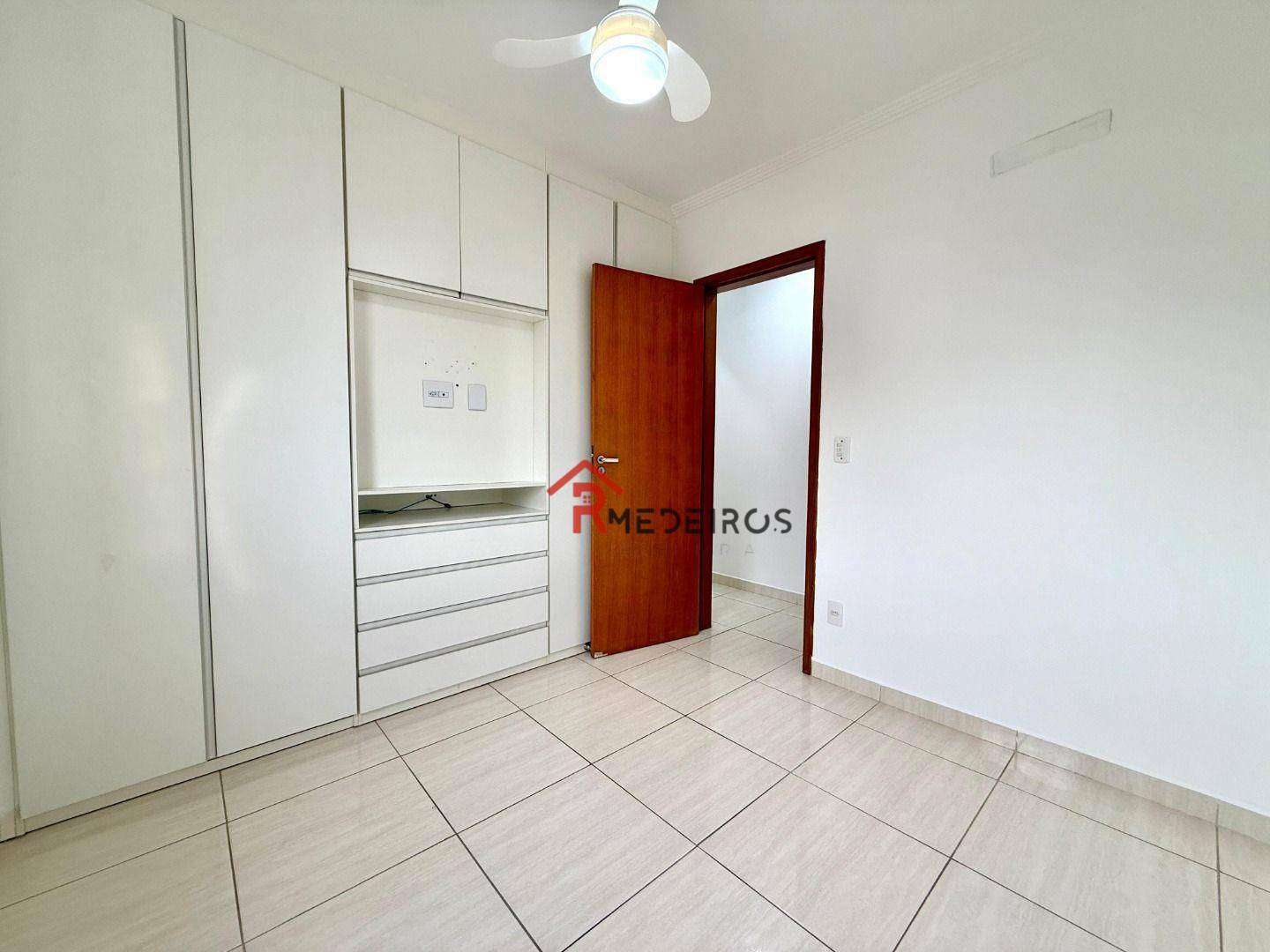 Apartamento à venda com 3 quartos, 104m² - Foto 18