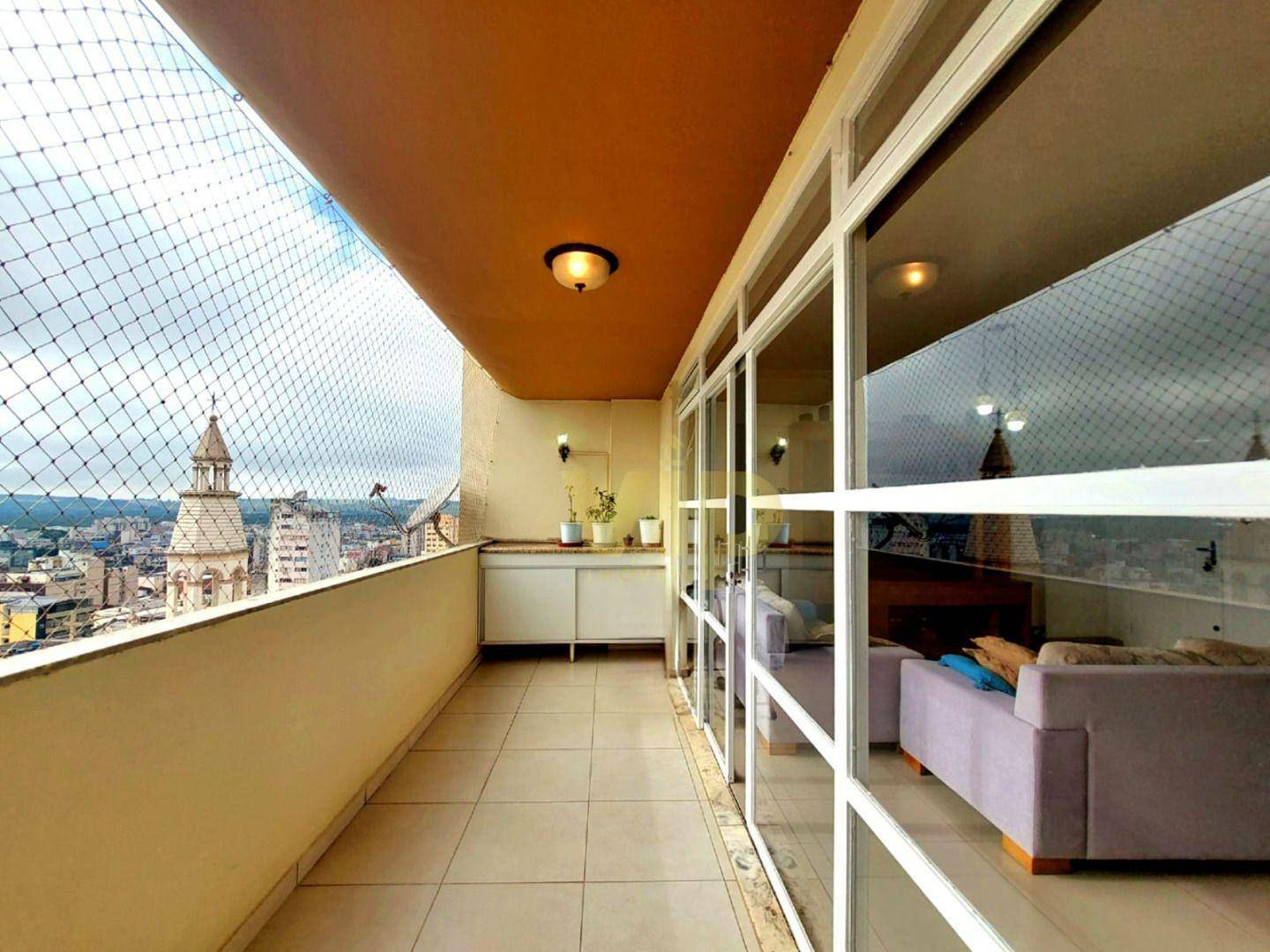 Apartamento à venda com 3 quartos, 148m² - Foto 3